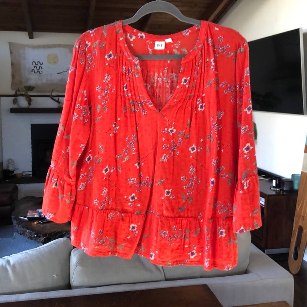 Gap top